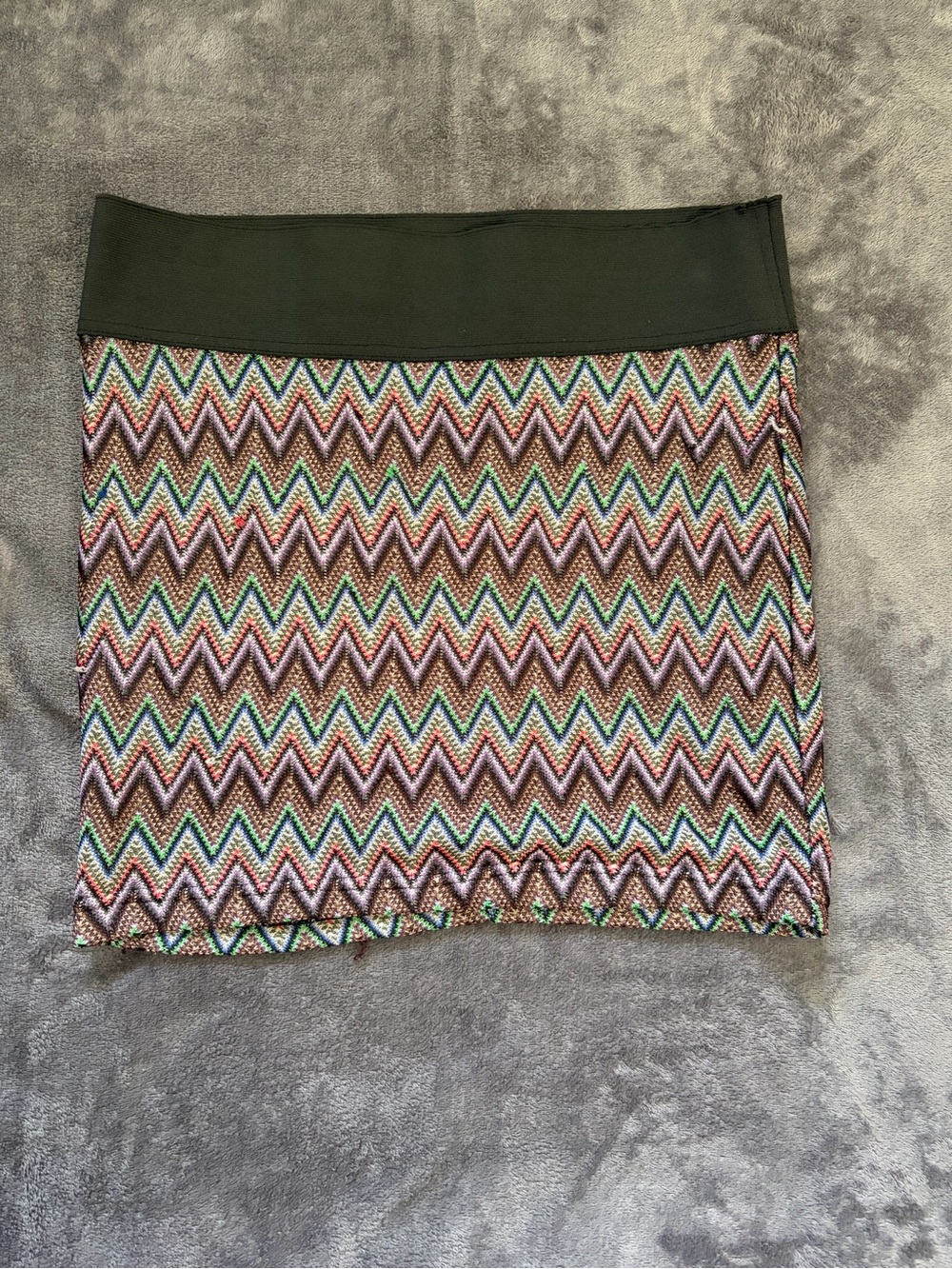 Zigzag Knit Mini Skirt